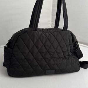 Vera Bradley Ultralight Medium Traveler Bag black